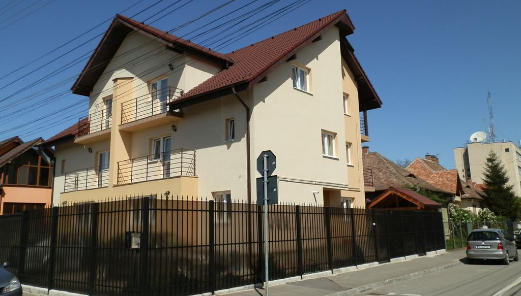 Garsoniera Strada Bucegi Lägenhet Sibiu Rum bild