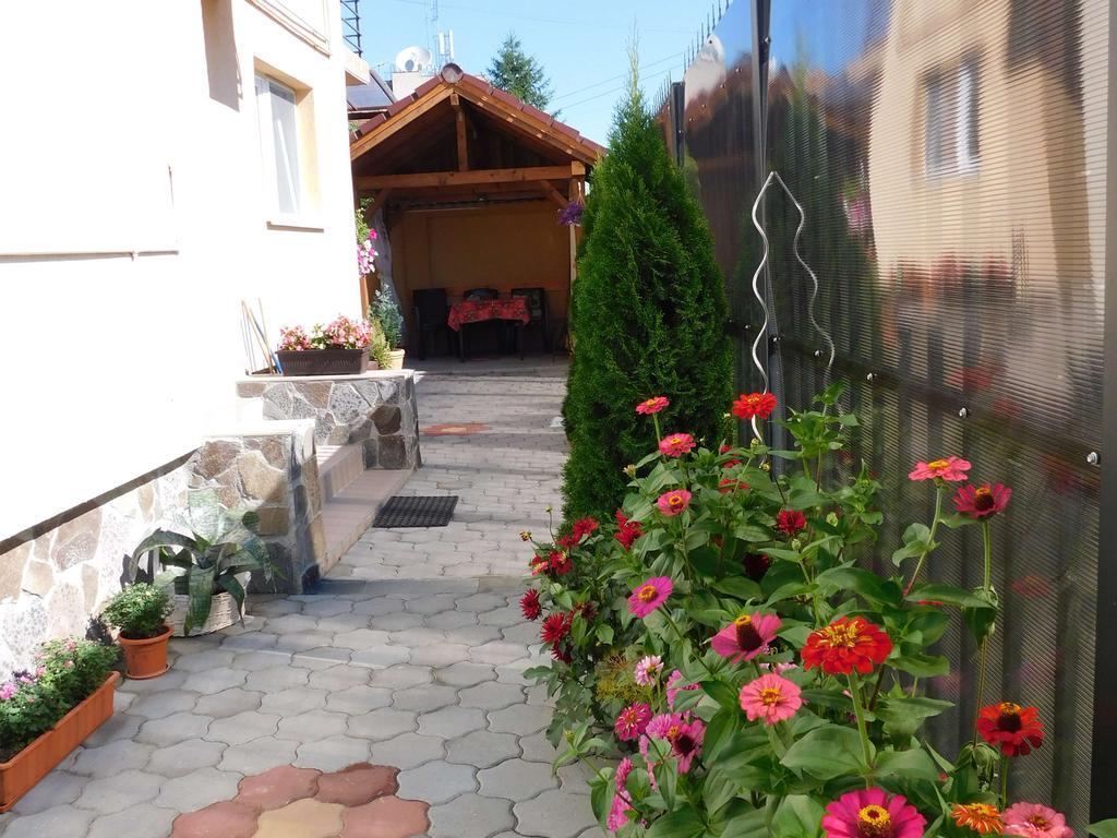 Garsoniera Strada Bucegi Lägenhet Sibiu Exteriör bild